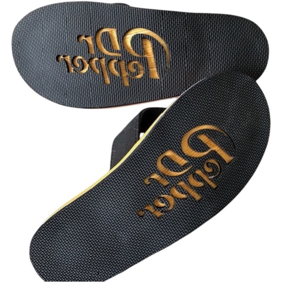 Neat Feet Orange & Black Flip Flops With Dr Pepper & What-A-Burger Logos Size L - Picture 10 of 10